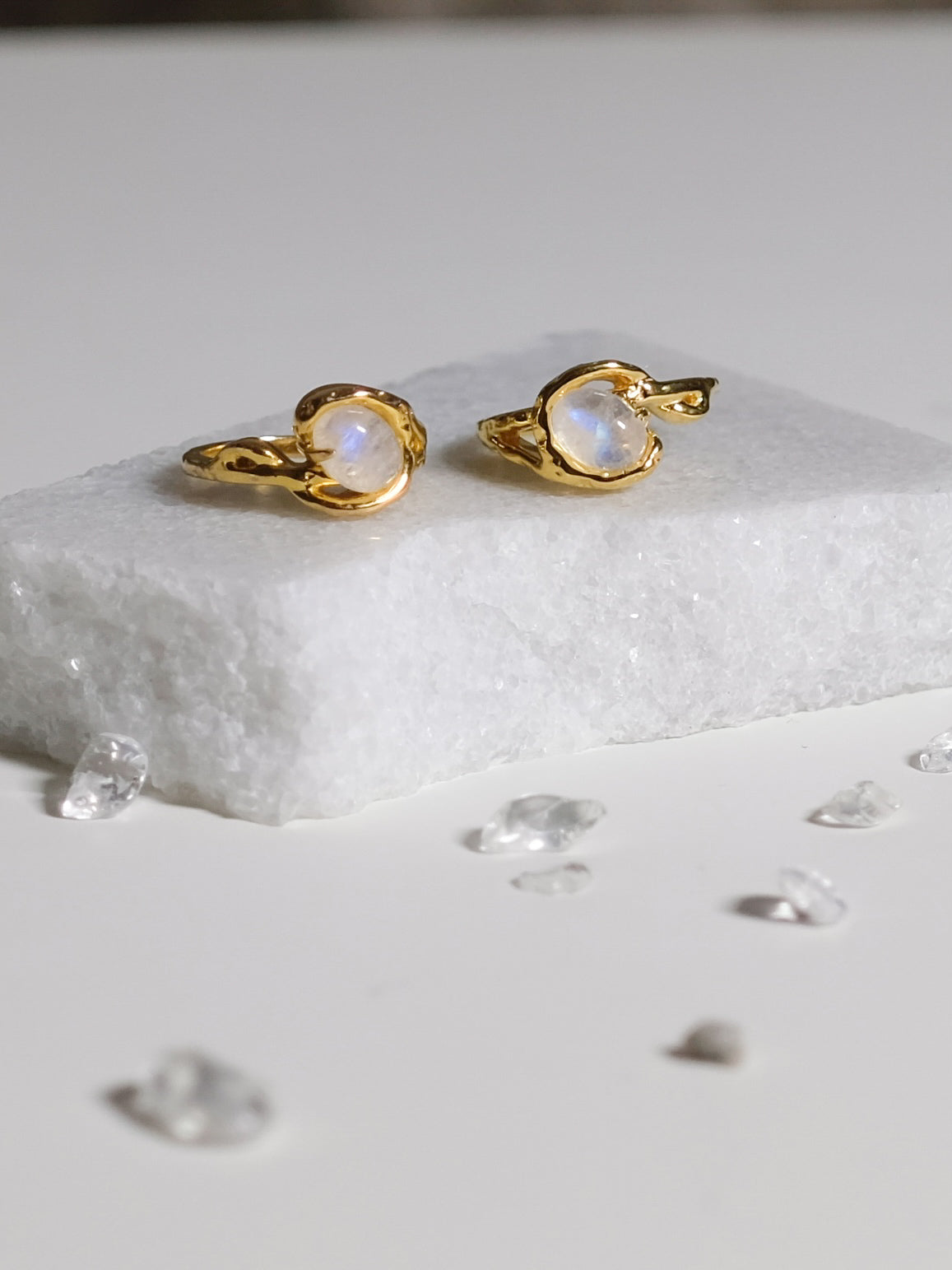 Moonlit tide ring gold