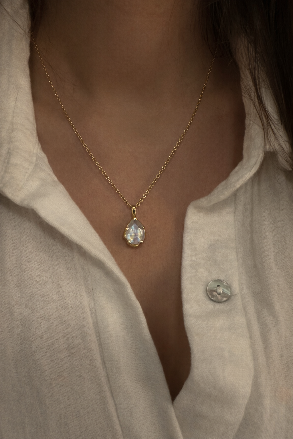 Selene moonstone necklace