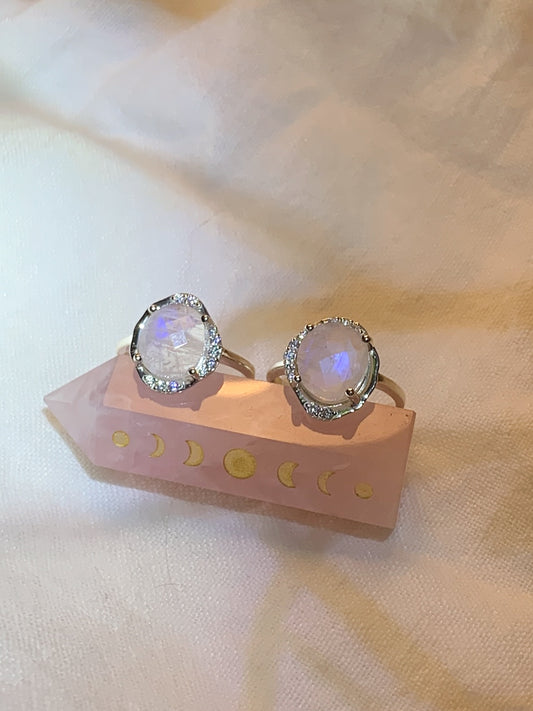Cosmic moonstone ring grande