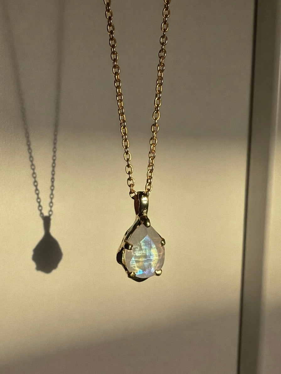 Selene moonstone necklace